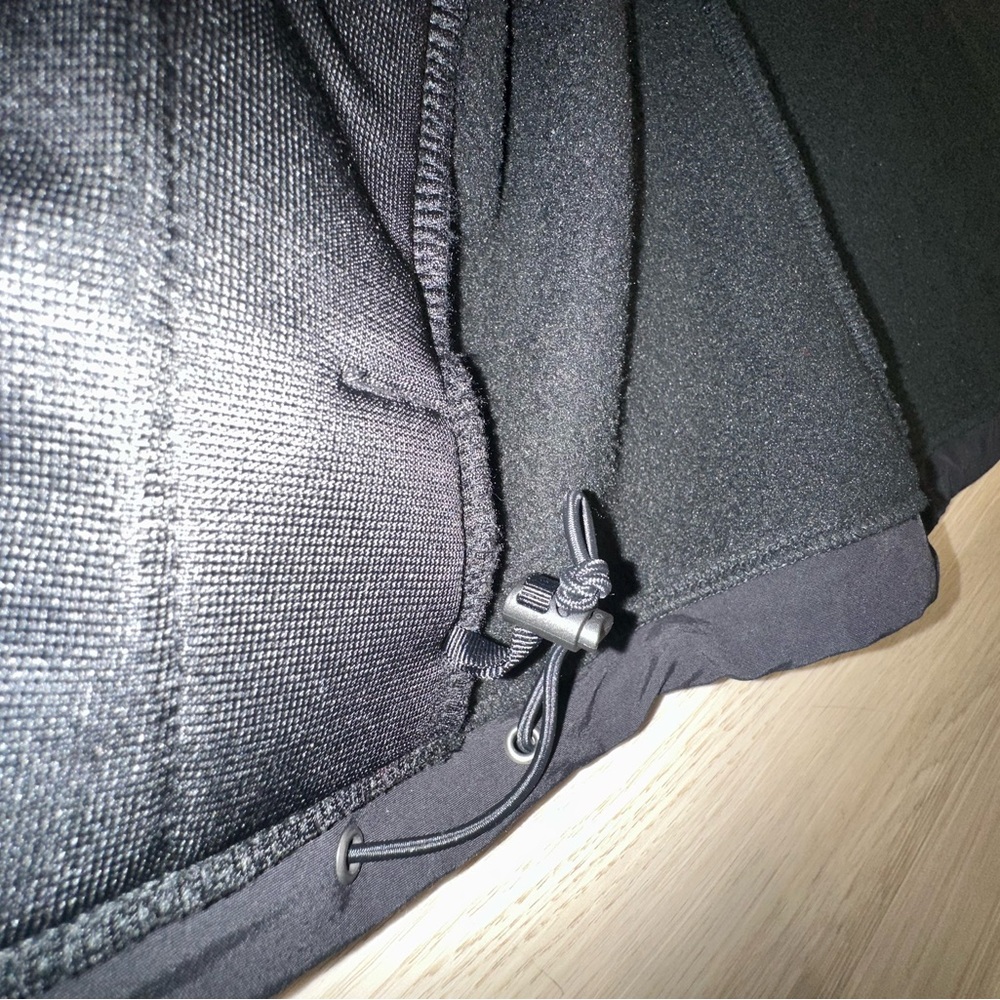 The North Face Women’s Black Denali Jacket - Picture 4 of 7